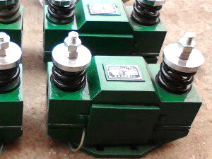 CZ電磁倉(cāng)壁振動(dòng)器